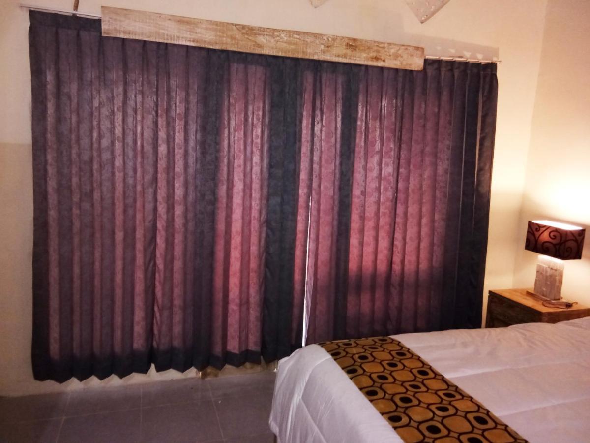 Waterfall Inn Tanglad エクステリア 写真